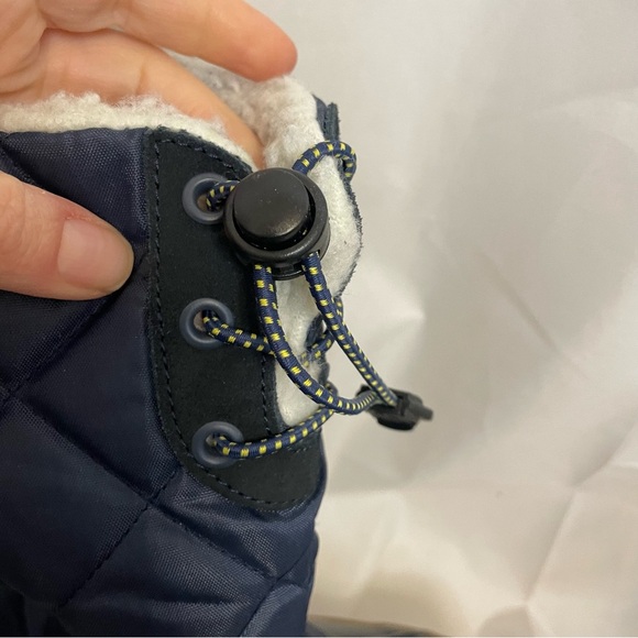 BASS | POTTER Women’s Navy Steel Shank Quilted Upper Rubber Bottom Boot Size 8 - Picture 6 of 14